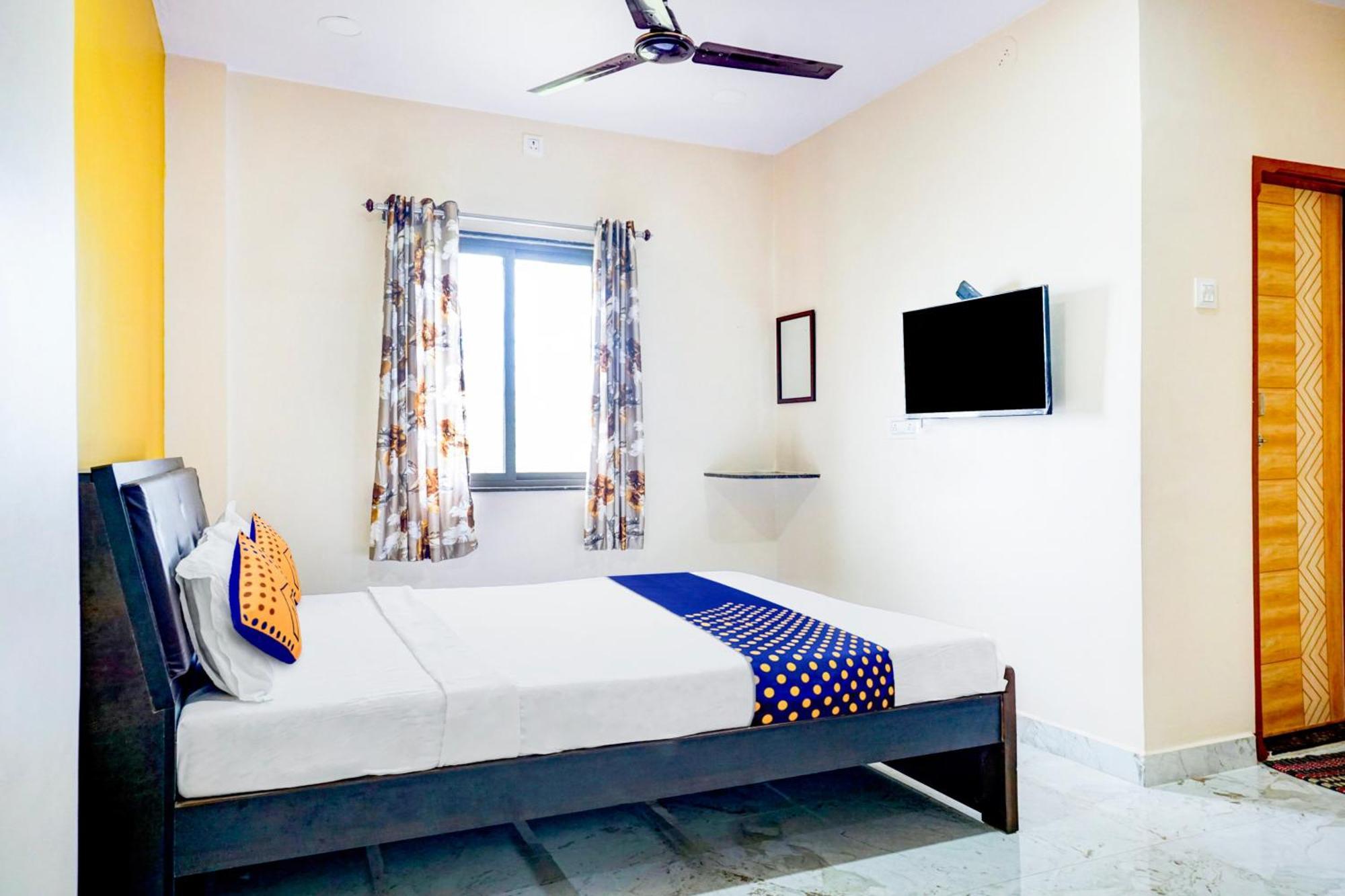 Spot On Hotel Shree Samarth Lodging โกลฮาปูร์ ภายนอก รูปภาพ
