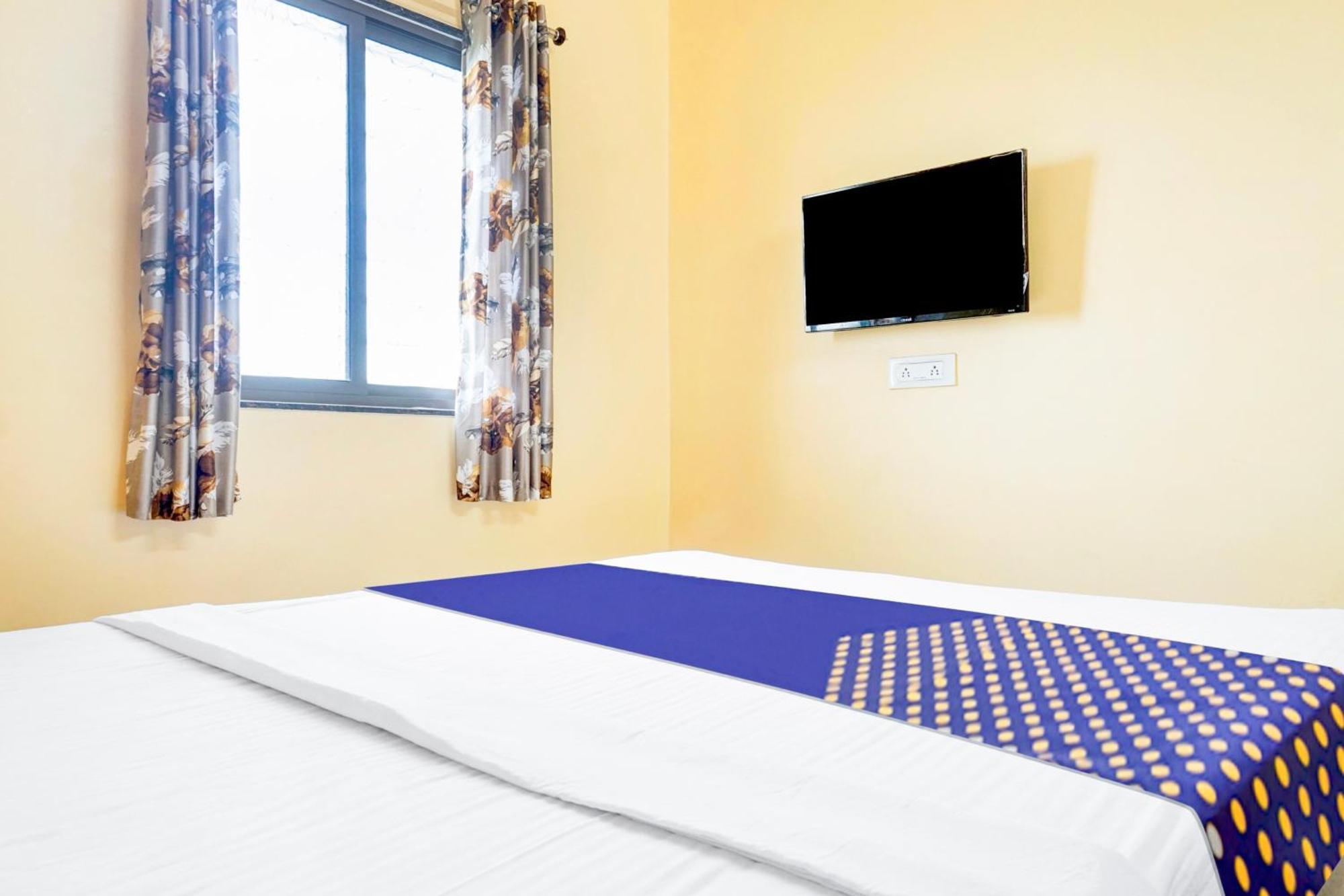 Spot On Hotel Shree Samarth Lodging โกลฮาปูร์ ภายนอก รูปภาพ